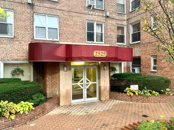 2525 Nostrand Avenue image 1 of 21