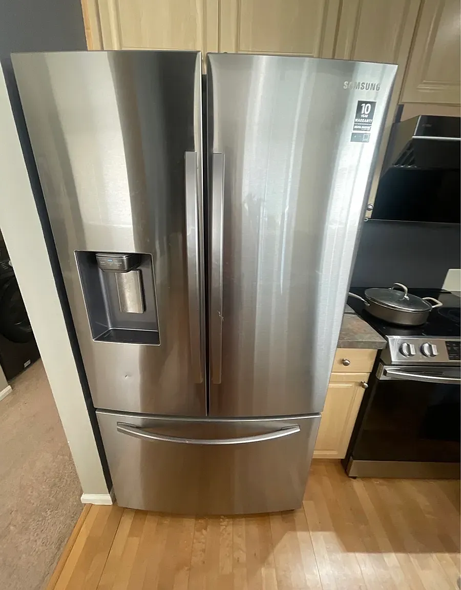 2 bed, 830 sqft, $1,900 — Photo 2