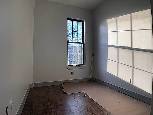 5th image of 1250 Jefferson Ave Floor 3