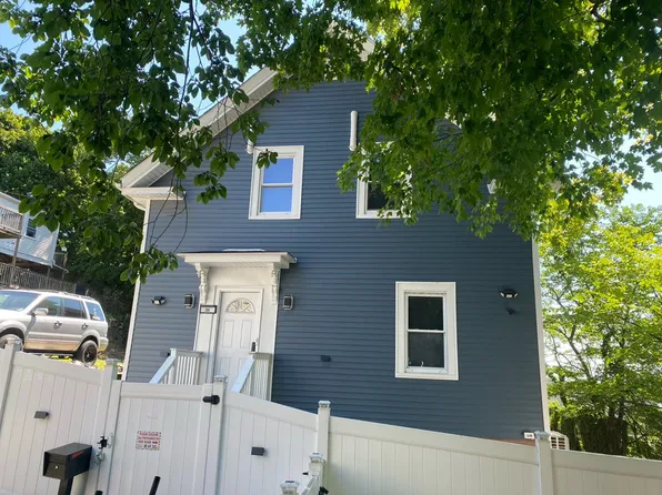 22-24 Rockaway Ct, Lynn, MA 01902