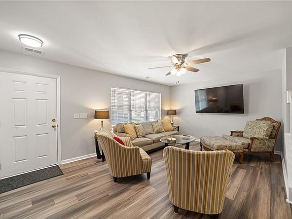 5th image of 442 Peyton Ct