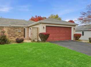 6937 Falcon Dr, Schererville, IN 46375