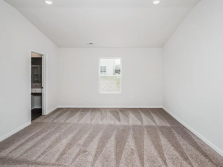 521 Hawley St — Photo 11