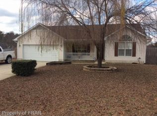 103 Manteo Dr, Raeford, NC 28376