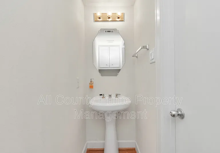 3627 Main Plaza Dr — Photo 21