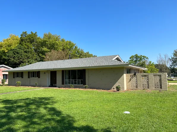2145 Carter Hill Rd, Montgomery, AL 36106