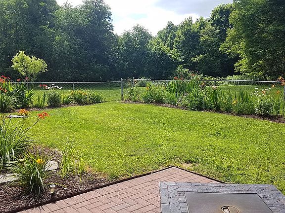 patio looking out at parkway