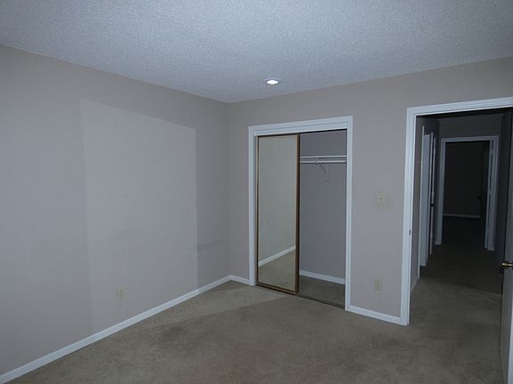 3rd image of 8726 N Hull Ave
