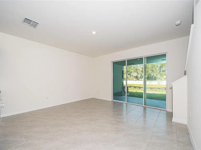 34293 Sorrel Mint Dr — Photo 9