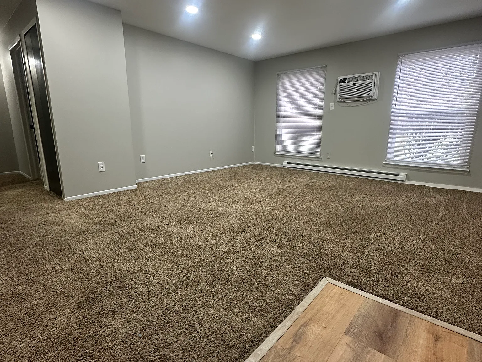 1 bed, 750 sqft, $1,050 — Photo 1