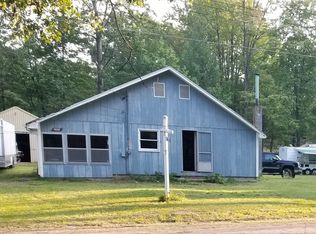 2772 Dell Rd, Harrison, MI 48625