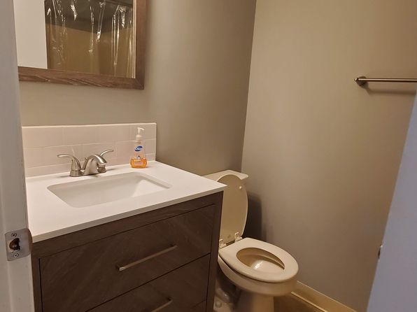 700 N Franklin Blvd UNIT 803