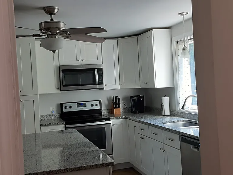 44 Mulberry Dr — Photo 3