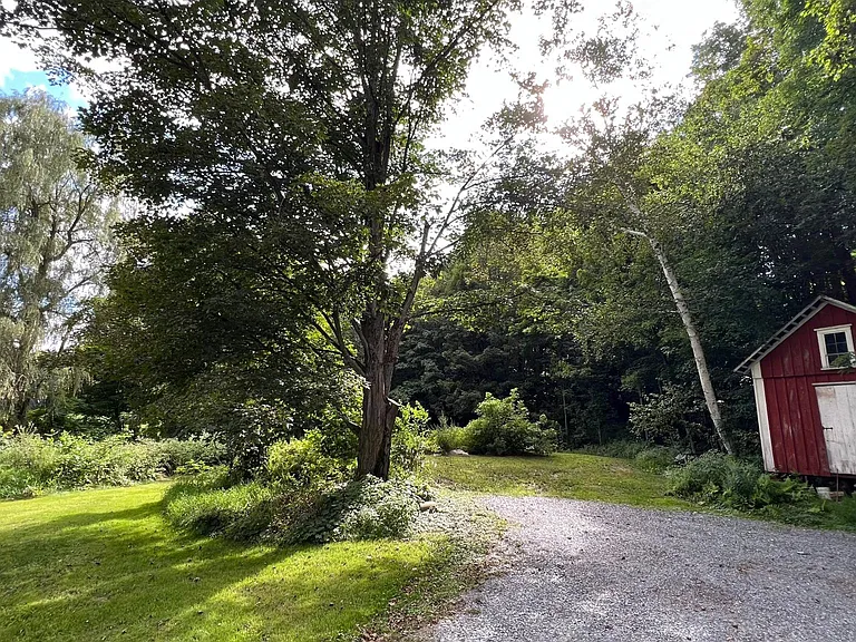 4385 US Route 5 N #1 — Photo 19