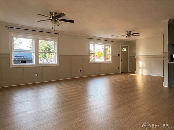 4th image of 1737 Arapaho Dr