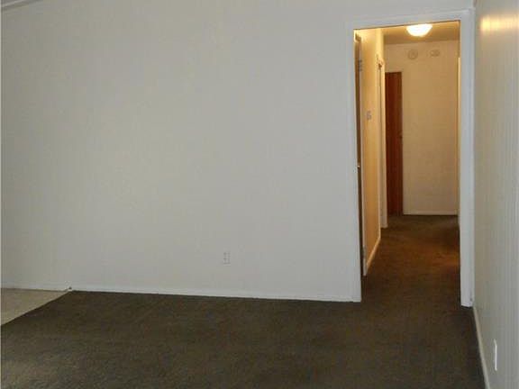 5th image of 3502 Ireland Dr