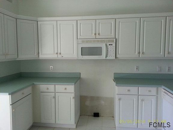 4th image of 28 Fairchild Ln