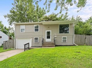 8629 E 96th Ter, Kansas City, MO 64134