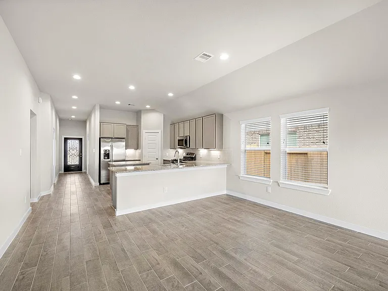 3327 Tilley Dr — Photo 7