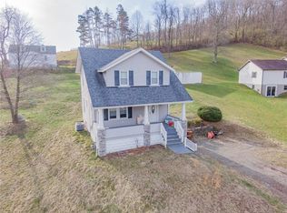 223 Chamberlain St, Leechburg, PA 15656