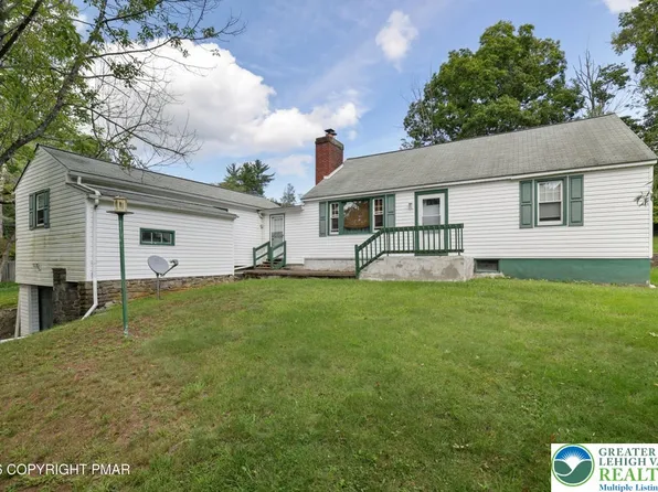 1207 Upper Seese Hill Rd, Canadensis, PA 18325