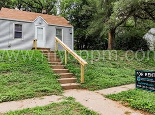 10 Martinview Rd, Bellevue, NE 68005