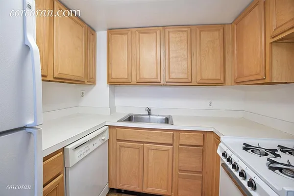 Rented by Corcoran | media 2