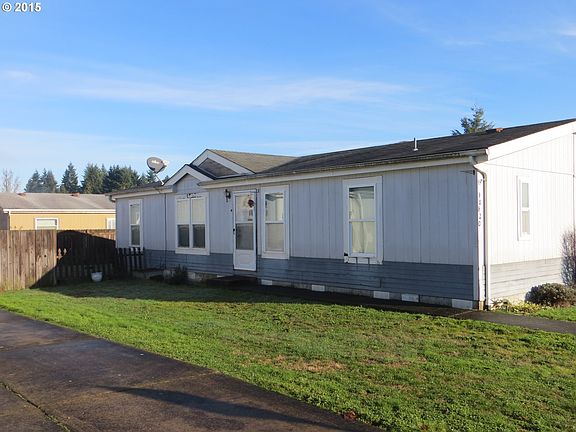 2nd image of 10820 NE 68th Cir