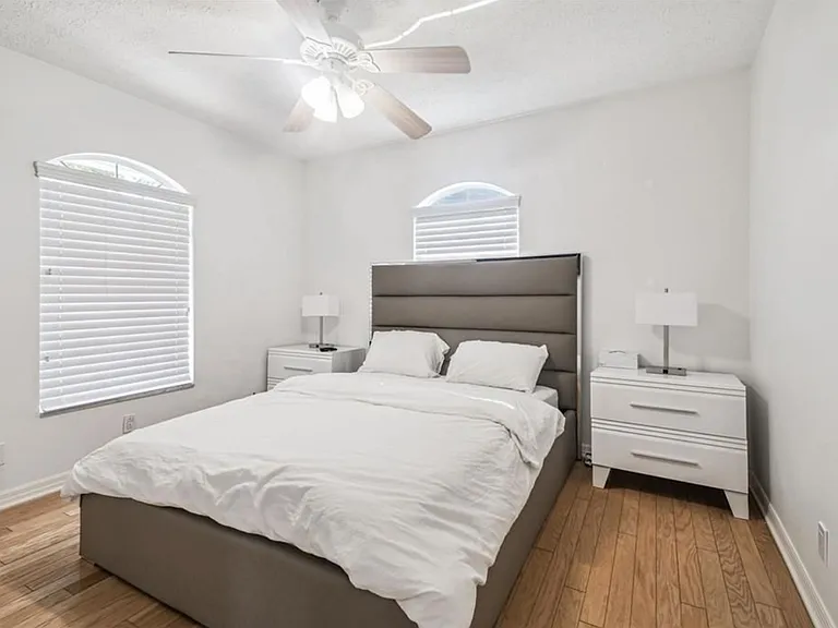 9914 Alavista Dr — Photo 15