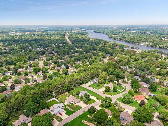 3rd image of 11955 Idaho Ave N