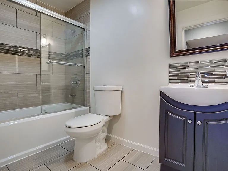 821 N. Austin Ave — Photo 39