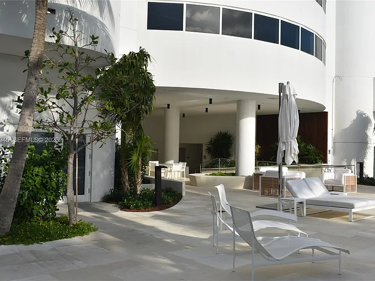 6365 Collins Ave #3804 — Photo 26