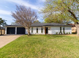 6192 Wrigley Way, Fort Worth, TX 76133