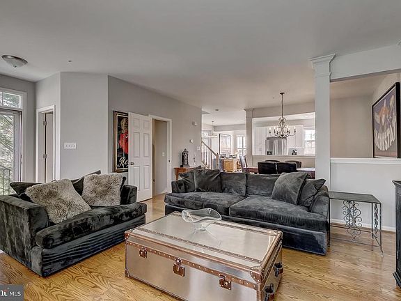 4th image of 3739 Westfield Ct