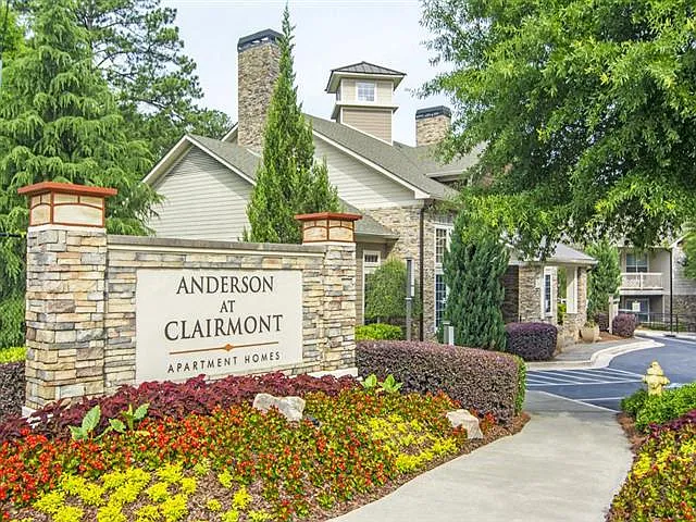 Anderson at Clairmont — Photo 1
