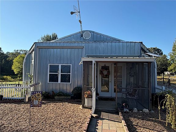 4th image of 1285 County Road 2241
