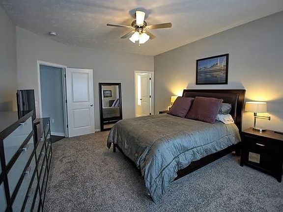 3rd image of 6378 Renaissance Dr