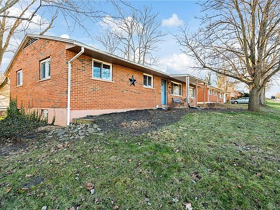 2nd image of 710 Cherry Blossom Dr