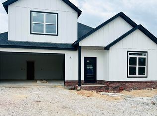 1607 S 23rd Pl, Rogers, AR 72758