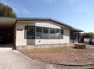 225 Palm Cove Dr, Deland, FL 32724
