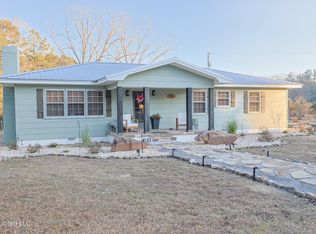 5402 Highway 43, Newhebron, MS 39140