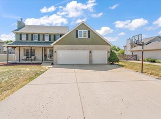 1611 Cindy Ln, Sandwich, IL 60548