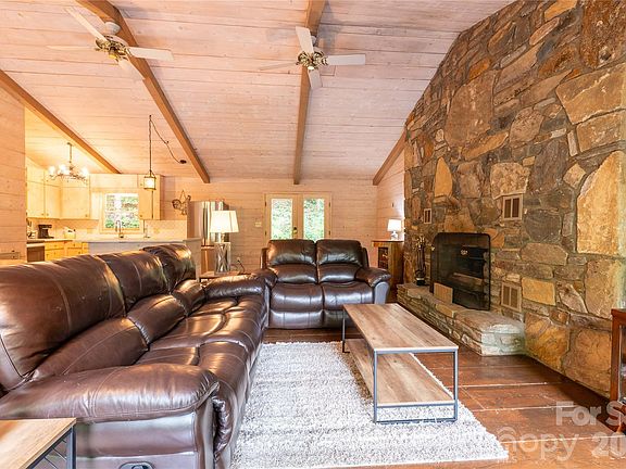 4th image of 479 Big Ridge Rd