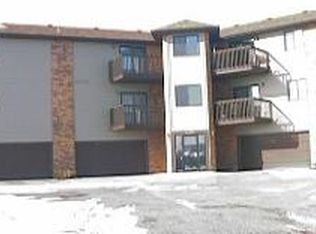 929 Circle Dr APT 205, Aberdeen, SD 57401