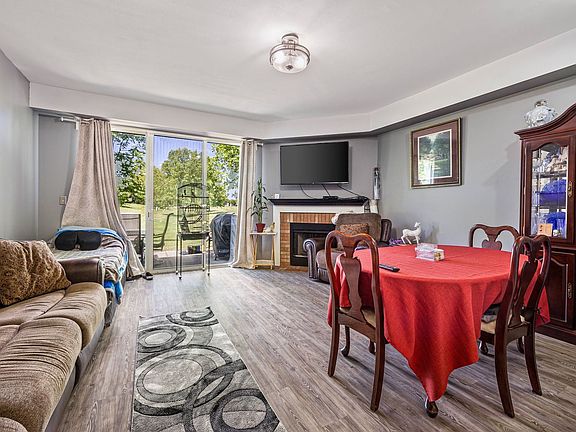 4th image of 110 Golfview Dr