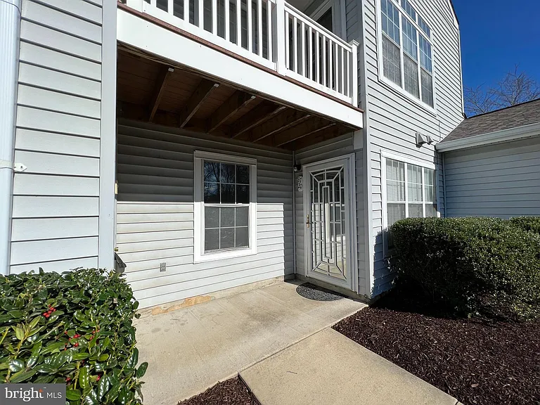8720 Grasmere Ct #8720 — Photo 1