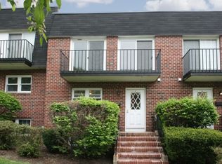 7 Carriage Way, Montclair, NJ 07042