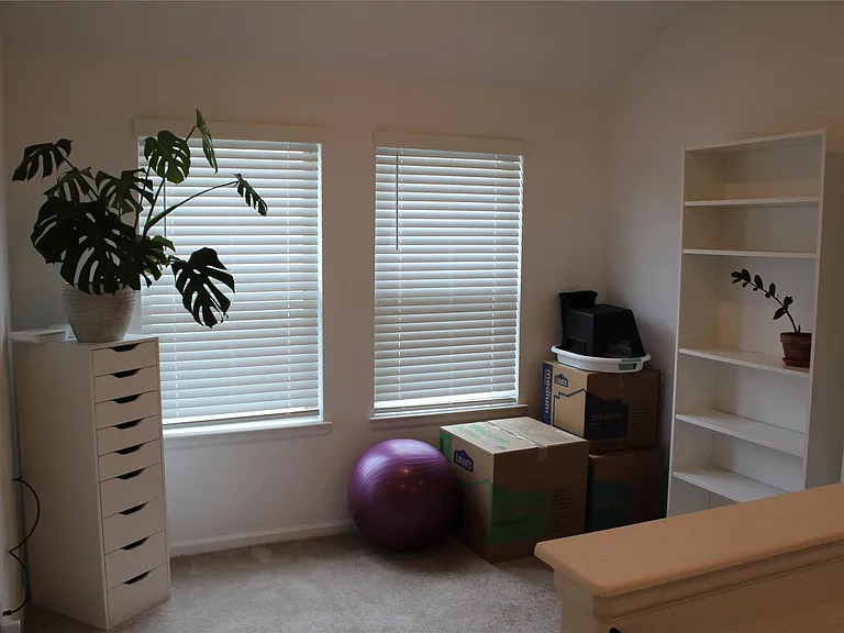 4203 Champlain Way — Photo 24