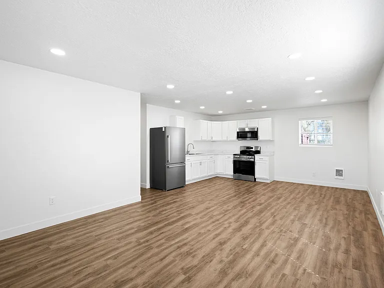 781 S 1800 W #2 — Photo 14
