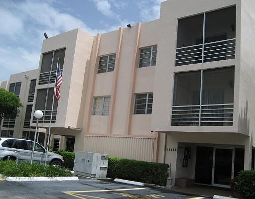 3rd image of 15888 SW 95th Ave APT 317